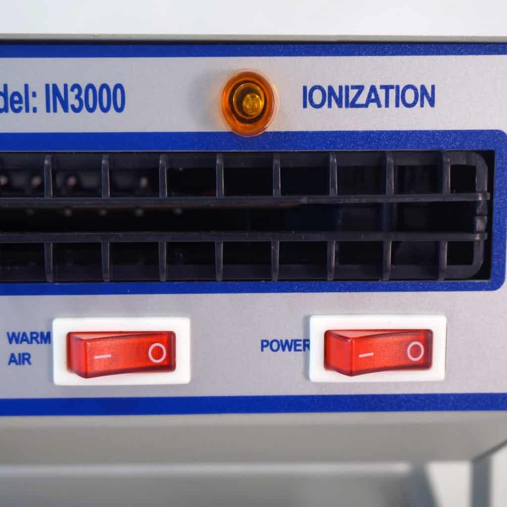 CrossFLOW IN3000 Wide Coverage Benchtop Ionizing Blower with Heater - Image 5